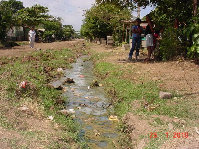 Calles destrozadas de El Guapiol